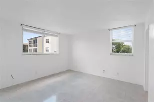 2841 Somerset Dr, Lauderdale Lakes, FL 33311 - Photo 13