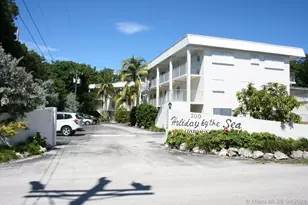 300 Ocean Dr, Key Largo, FL 33037 - Photo 1