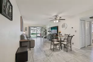 301 Olivewood Pl, Boca Raton, FL 33431 - Photo 15