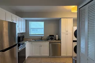 11 Colonial Club Dr, Boynton Beach, FL 33435 - Photo 5