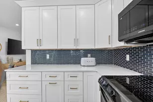 366 Putnam Ranch Rd, West Palm Beach, FL 33405 - Photo 25