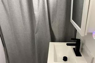 445 NE 109th St, Miami, FL 33161 - Photo 5