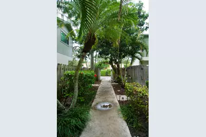4320 Lilac Street #2c, Palm Beach Gardens, FL 33410 - Photo 1