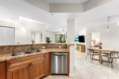 720 S Sapodilla Avenue #206, West Palm Beach, FL 33401 - Photo 9