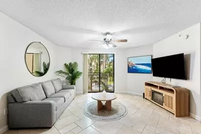720 S Sapodilla Avenue #206, West Palm Beach, FL 33401 - Photo 3