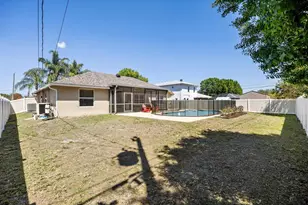 508 SW Lakota Ave, Port Saint Lucie, FL 34953 - Photo 37