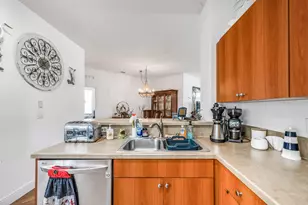 9866 SW Eastbrook Cir, Port Saint Lucie, FL 34987 - Photo 13