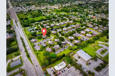 1524 Forest Lakes Circle, West Palm Beach, FL 33406 - Photo 9