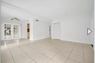 7903 NW 73rd Avenue, Tamarac, FL 33321 - Photo 3