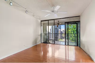 2802 N 46th Avenue #B513, Hollywood, FL 33021 - Photo 15