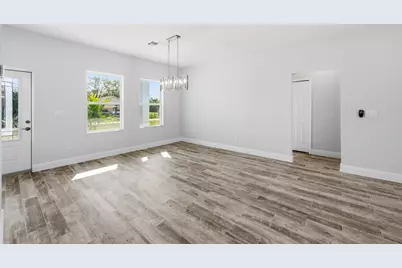 7825 92nd Court, Vero Beach, FL 32967 - Photo 13