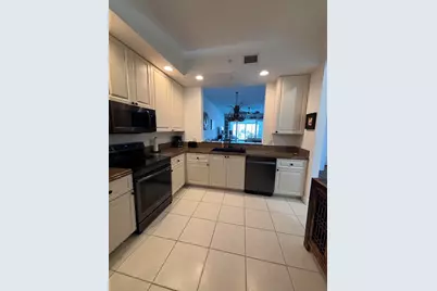 12 Harbour Isle Drive W #306, Fort Pierce, FL 34949 - Photo 3