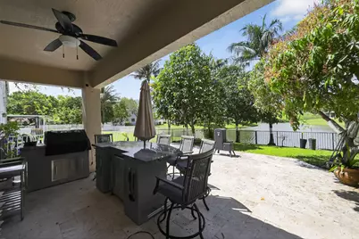1776 NW 78th Avenue, Pembroke Pines, FL 33024 - Photo 23