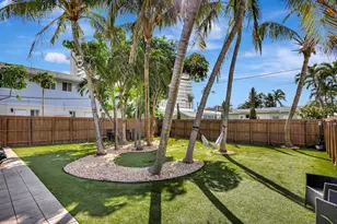 1986 NE 5th St, Deerfield Beach, FL 33441 - Photo 13