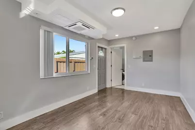 1986 NE 5th Street #4, Deerfield Beach, FL 33441 - Photo 7