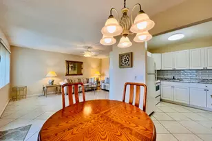 27 Sheffield B, West Palm Beach, FL 33417 - Photo 3