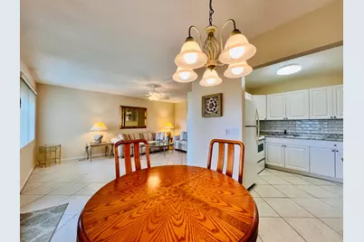 27 Sheffield B, West Palm Beach, FL 33417 - Photo 3