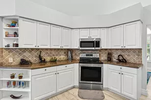 9696 Plumeria Way, Boynton Beach, FL 33436 - Photo 7