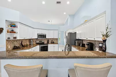 9696 Plumeria Way, Boynton Beach, FL 33436 - Photo 11