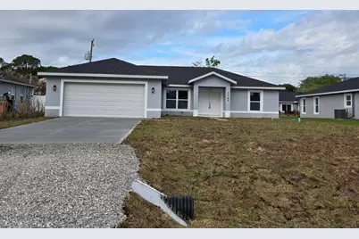 7785 105th Avenue, Vero Beach, FL 32967 - Photo 1