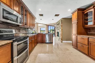12731 NW 1st St, Plantation, FL 33325 - Photo 7