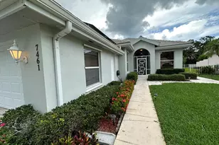 7461 SE Autumn Ln, Hobe Sound, FL 33455 - Photo 1
