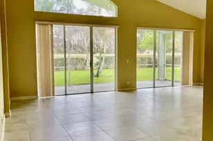 185 NW Willow Grove Ave, Port Saint Lucie, FL 34986 - Photo 5