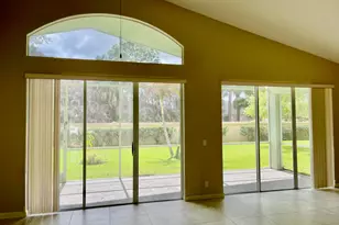 185 NW Willow Grove Ave, Port Saint Lucie, FL 34986 - Photo 15