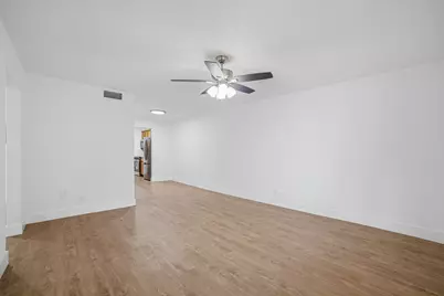 2800 NW 39th Way #204, Lauderdale Lakes, FL 33311 - Photo 7