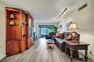 1033 Ainslie C, Boca Raton, FL 33434 - Photo 15