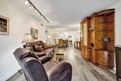 1033 Ainslie C, Boca Raton, FL 33434 - Photo 19