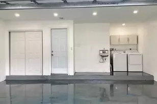 621 Lakeshore Terrace, Davie, FL 33325 - Photo 17