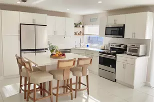 621 Lakeshore Terrace, Davie, FL 33325 - Photo 11