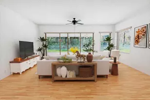 7461 SE Autumn Ln, Hobe Sound, FL 33455 - Photo 9