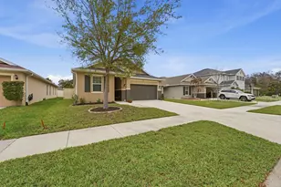 5150 NW Pine Trail Cir, Port Saint Lucie, FL 34983 - Photo 3