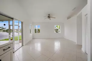 2042 NW 184th Way, Pembroke Pines, FL 33029 - Photo 13