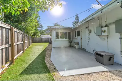 2898 SE 1st Place, Boynton Beach, FL 33435 - Photo 19