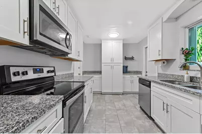 2898 SE 1st Place, Boynton Beach, FL 33435 - Photo 9