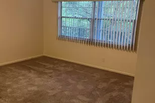 12600 SW 5th Ct, Pembroke Pines, FL 33027 - Photo 13