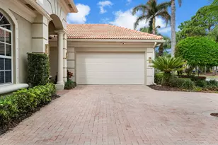 9113 One Putt Pl, Port Saint Lucie, FL 34986 - Photo 3