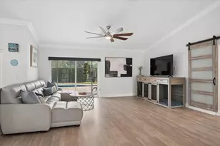 8442 NW 47th Dr, Coral Springs, FL 33067 - Photo 7