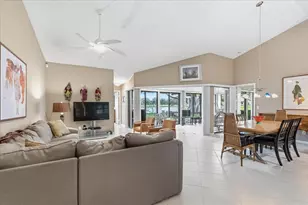 5902 W Parkwalk Cir W, Boynton Beach, FL 33472 - Photo 9