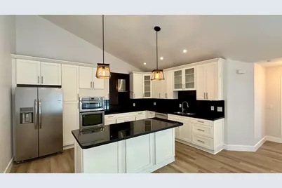 5138 Woodruff Lane, Palm Beach Gardens, FL 33418 - Photo 3