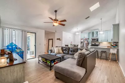 5489 Eagle Lake Drive, Palm Beach Gardens, FL 33418 - Photo 7