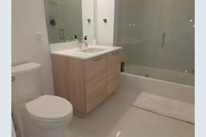 16385 Biscayne Boulevard #1018, North Miami Beach, FL 33160 - Photo 7