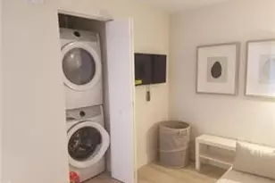 16385 Biscayne Blvd, North Miami Beach, FL 33160 - Photo 5