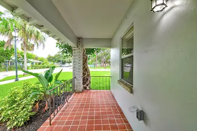 127 S 10th Street, Fort Pierce, FL 34950 - Photo 5