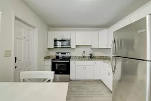 127 S 10th St, Fort Pierce, FL 34950 - Photo 13