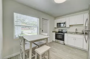 127 S 10th St, Fort Pierce, FL 34950 - Photo 11