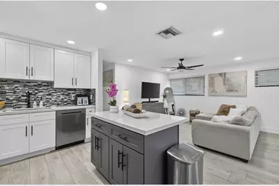 830 NE 59th Court, Oakland Park, FL 33334 - Photo 15